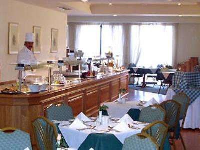 The Crown Hotel Бугібба Екстер'єр фото